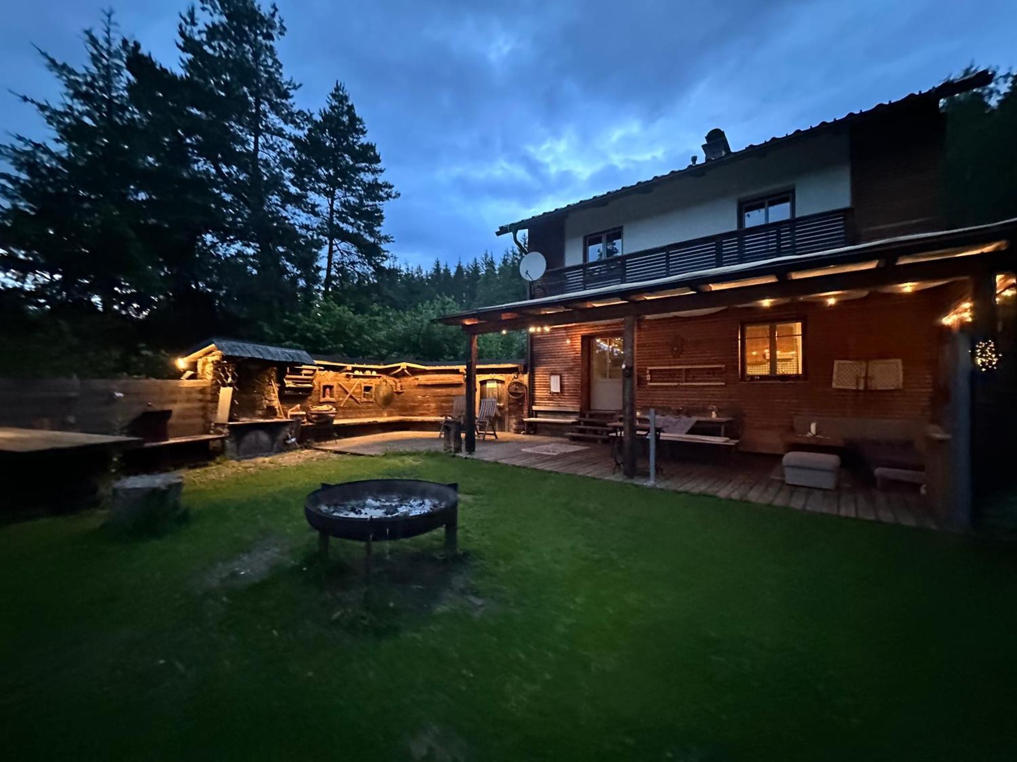 Ferienhaus Im Wald Edelschrott Exterior photo